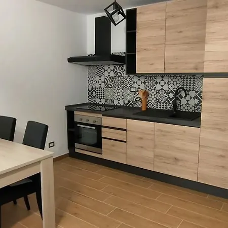Los Gatos Apartment *